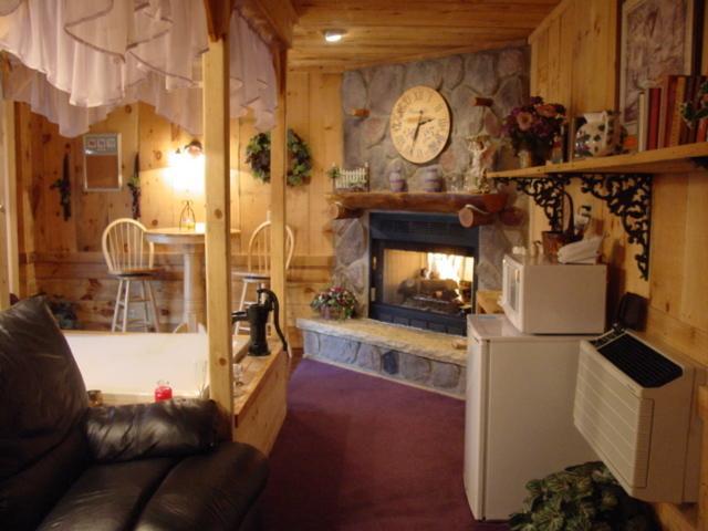 Lazy Cloud Bed & Breakfast Williams Bay Exterior photo