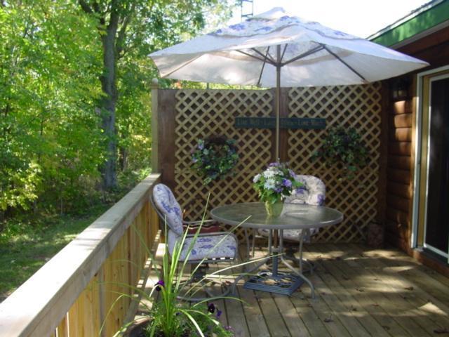 Lazy Cloud Bed & Breakfast Williams Bay Exterior photo