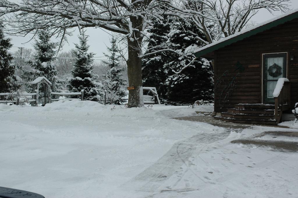 Lazy Cloud Bed & Breakfast Williams Bay Exterior photo