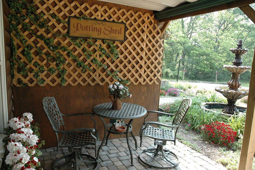 Lazy Cloud Bed & Breakfast Williams Bay Exterior photo