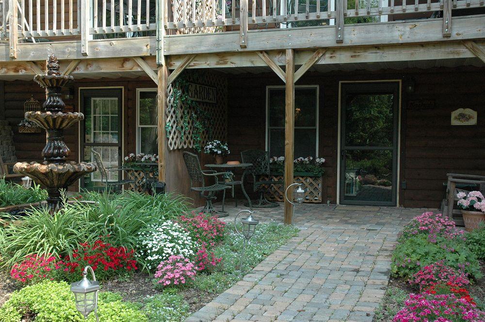 Lazy Cloud Bed & Breakfast Williams Bay Exterior photo