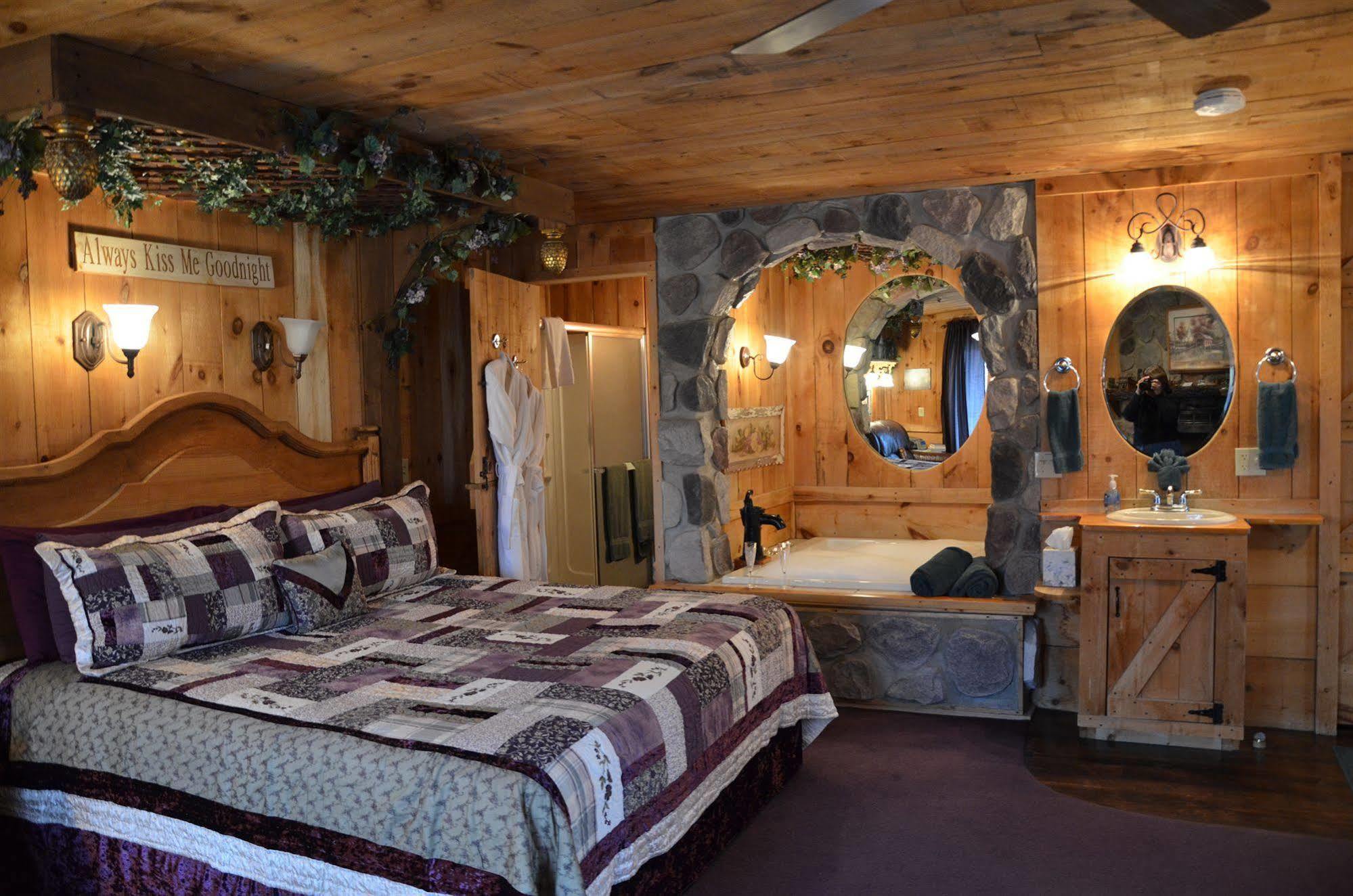 Lazy Cloud Bed & Breakfast Williams Bay Exterior photo
