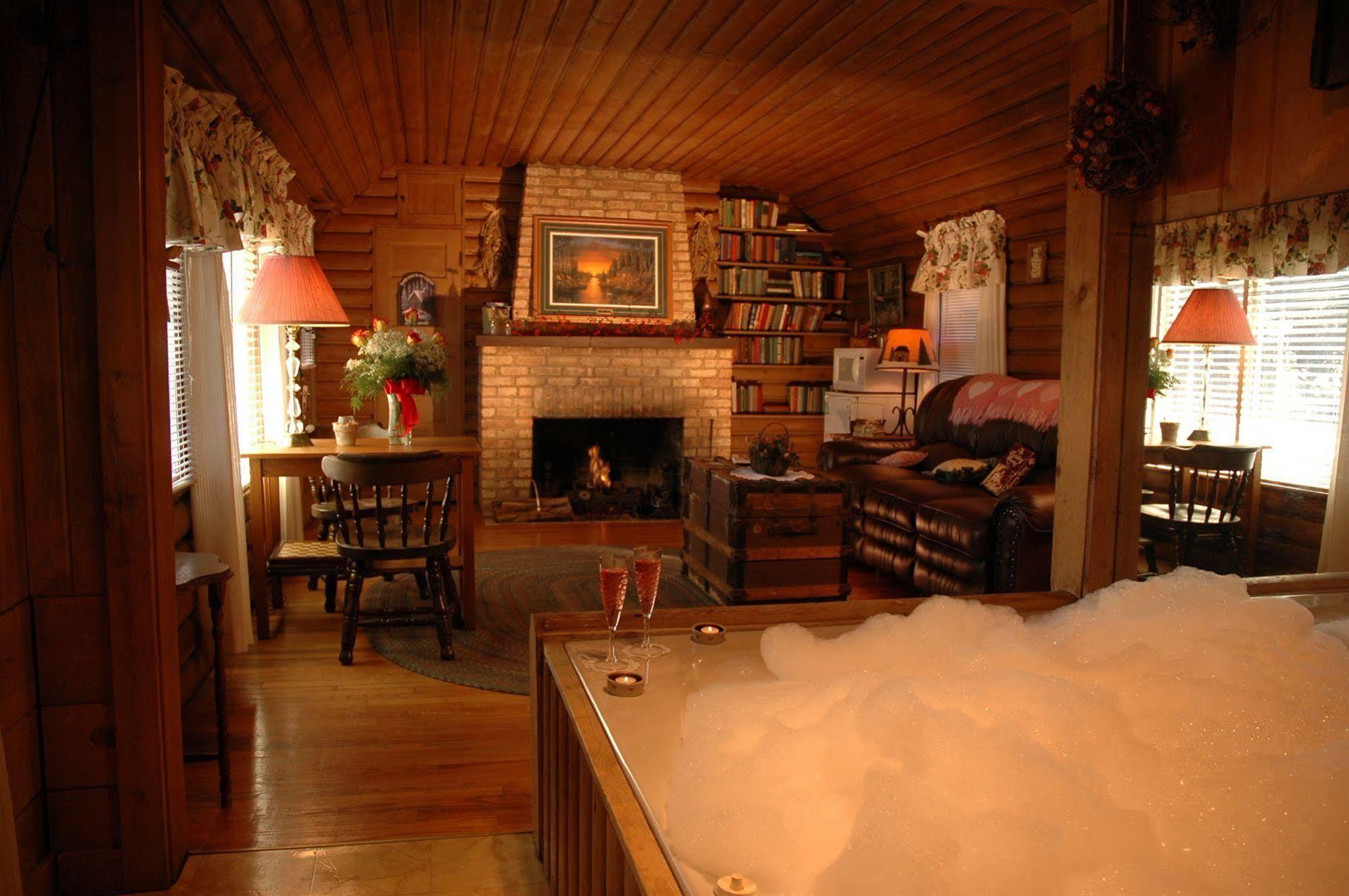 Lazy Cloud Bed & Breakfast Williams Bay Exterior photo